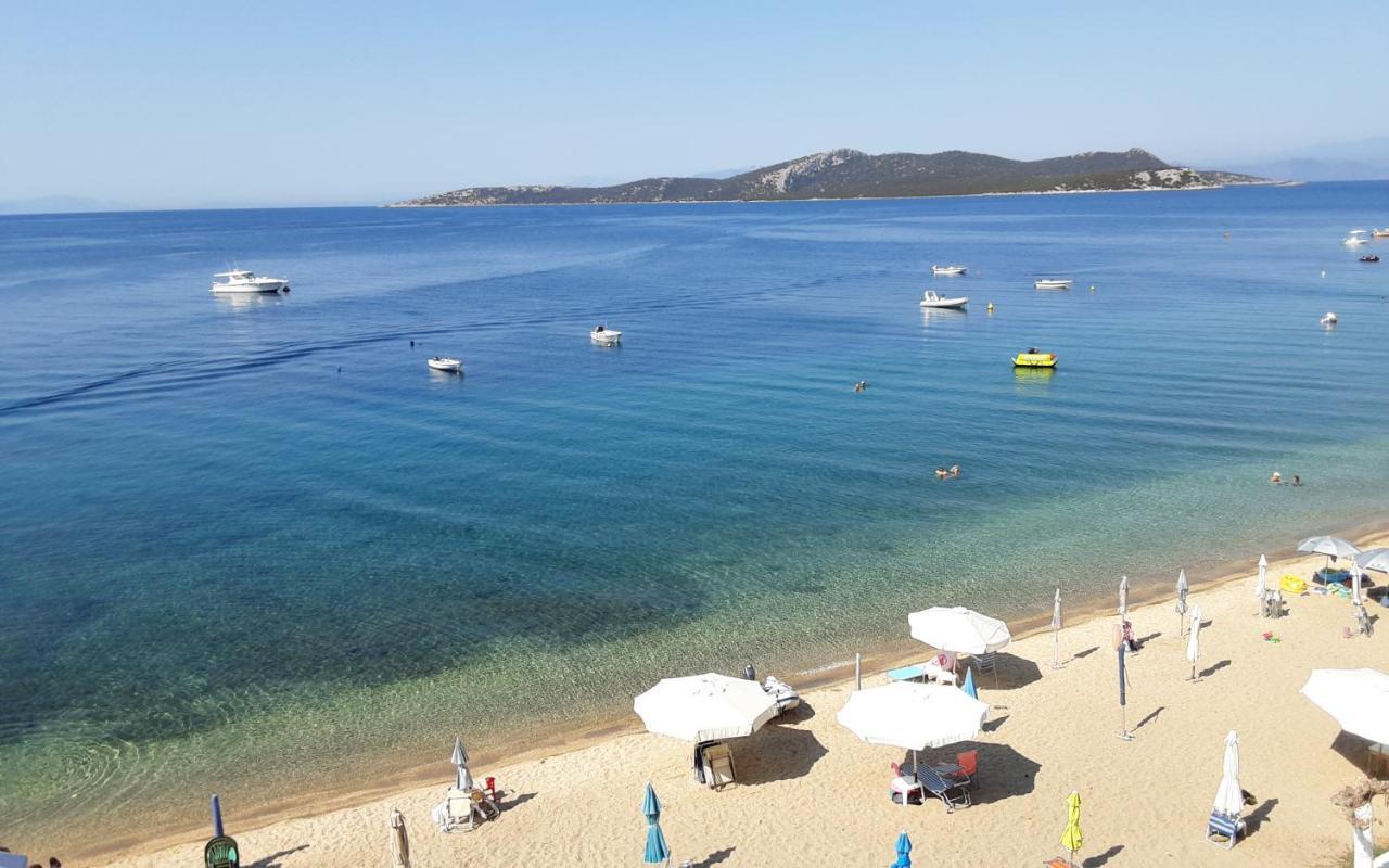 Nea Styra Seafront Apartment With Stunning View Buitenkant foto